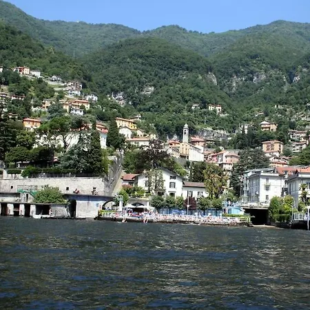 Larian Holiday home Moltrasio