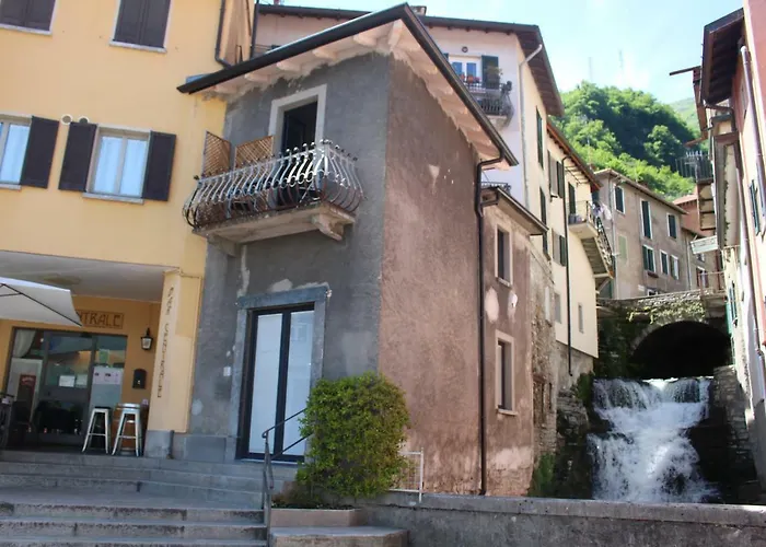 Hébergement de vacances Larian Moltrasio